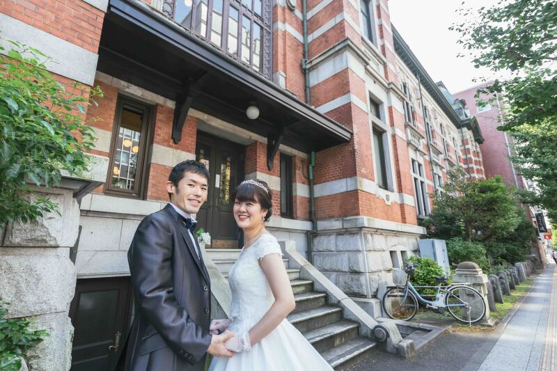 最後は外観を背景に!
