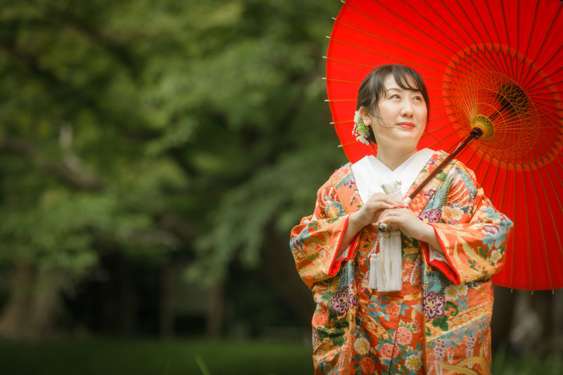 小物を使ってもっと前撮りを魅力的に