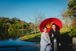紅葉シーズンの三溪園を余すことなく堪能できる和装婚フォト