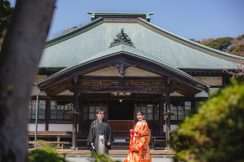 本堂の青緑の屋根は雰囲気◎
