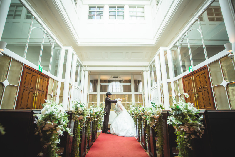 ベールを上げて