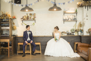 横浜元町でオシャレでカワイイスタジオフォトウェディング