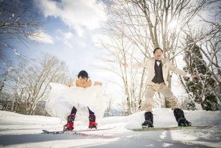 真っ白なゲレンデでフォトウェディング
