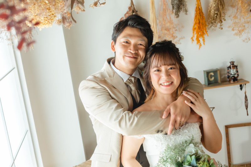 カメラ目線でニッコリ