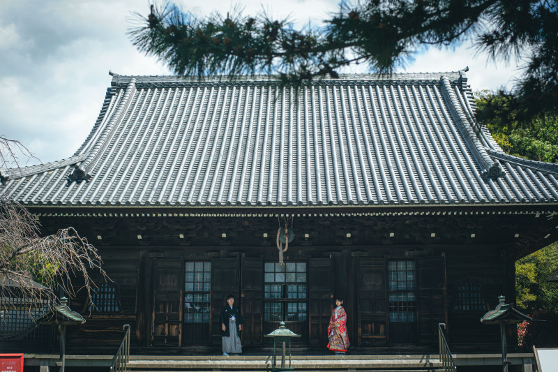 称名寺の金堂。縁起の良いうえに重要文化財