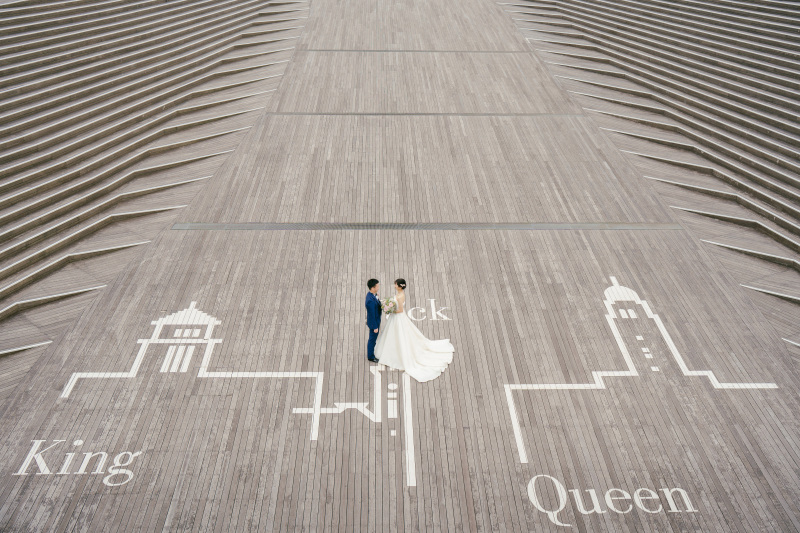 KingとQueenの間に