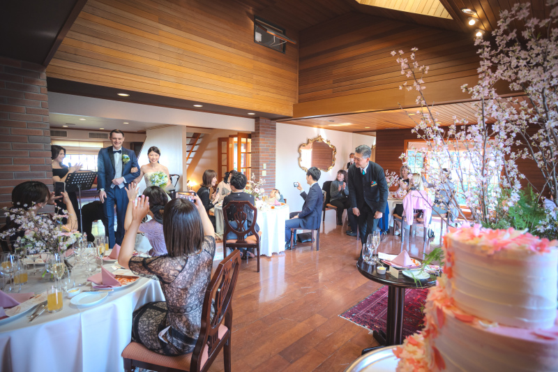 パーティーが開宴。笑顔が溢れる時間の始まり