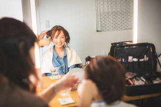 ヘアメイク持ち込み