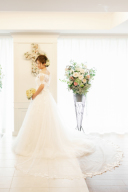 レースの袖ありウエディングドレス