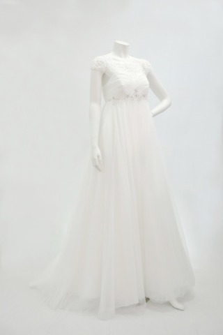 ウエディングドレス（ビジュー）