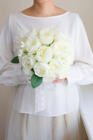 ブーケ　④白バララウンド