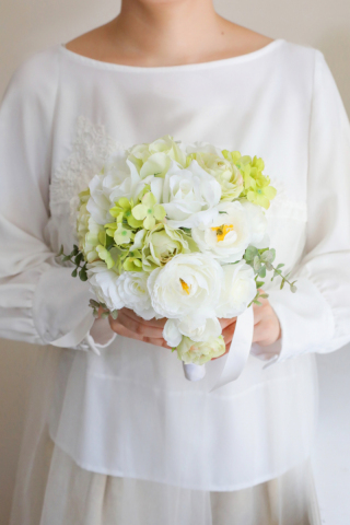 ブーケ　①白×グリーンセミキャス