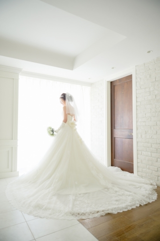 ウエディングドレス（Aライン）