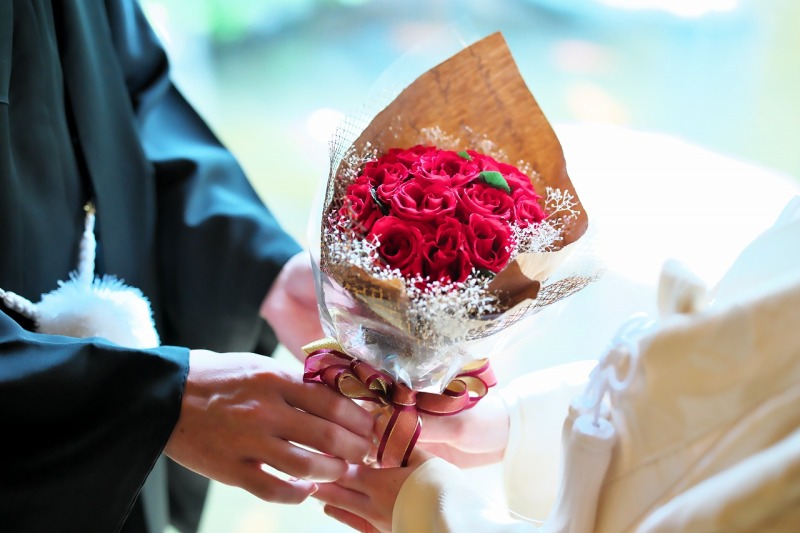 花束のプレゼント