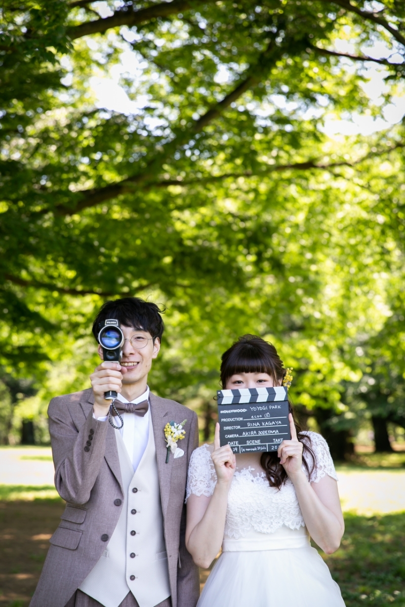 カチンコと8㎜フィルムで記念写真