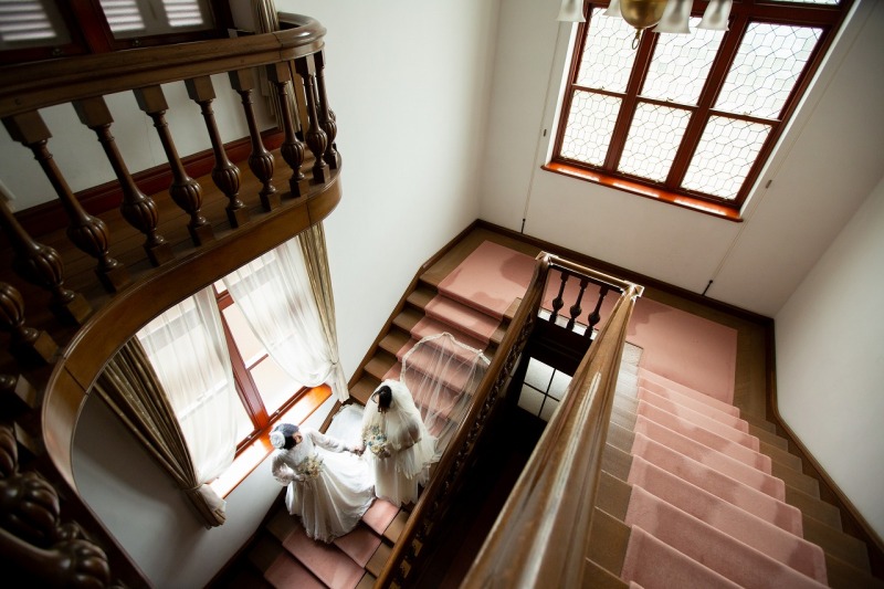 ラストショットは階段で