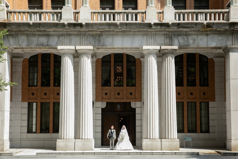 東京駅近くの重厚感のある洋館でフォトウエディング