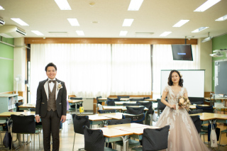 【洋装ロケーションプラン】母校でフォトウエディング！