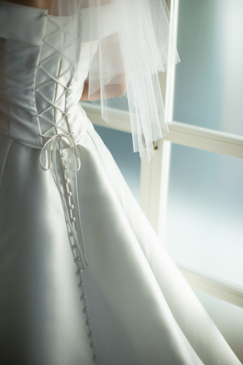 後ろ姿もしっかりと