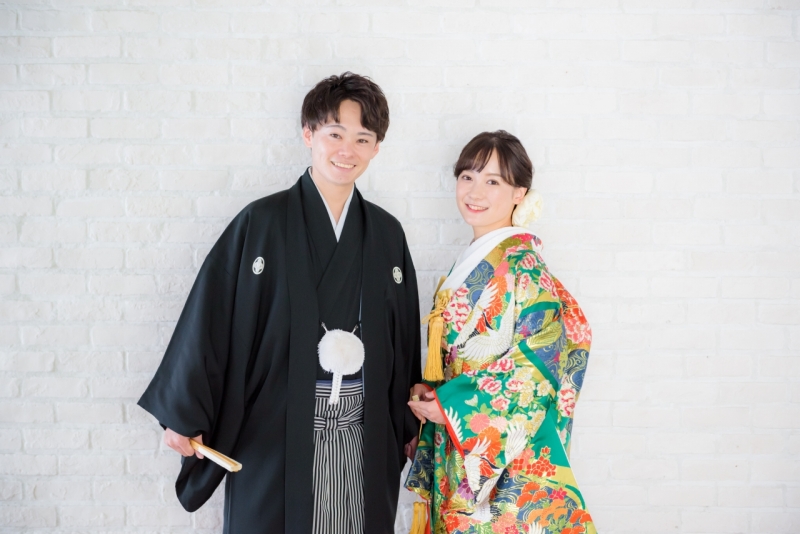 白無垢から色打掛にチェンジ