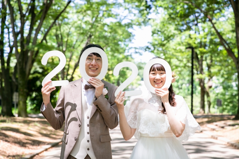 2020のパネルと一緒に