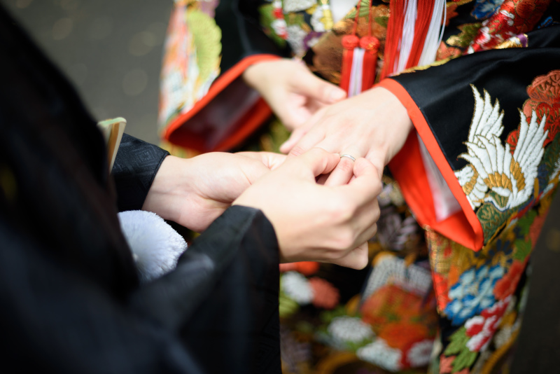 指輪交換のシーンもしっかりと