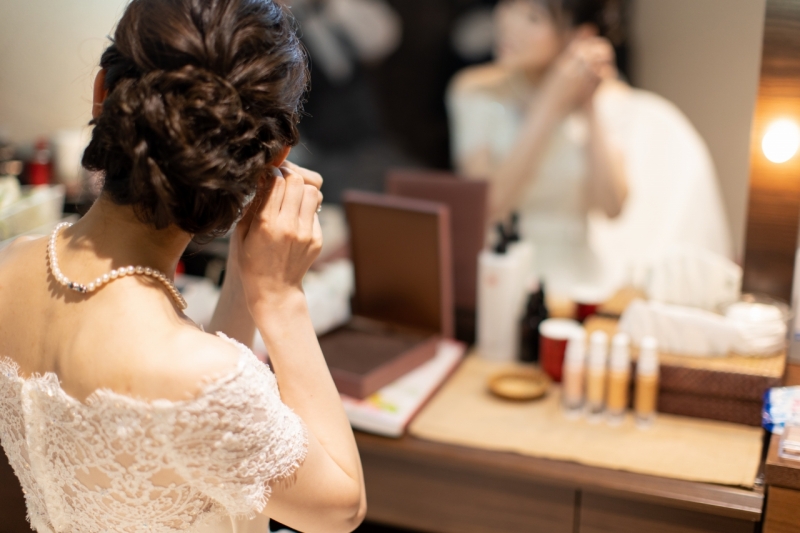 メイクシーンから撮影スタート