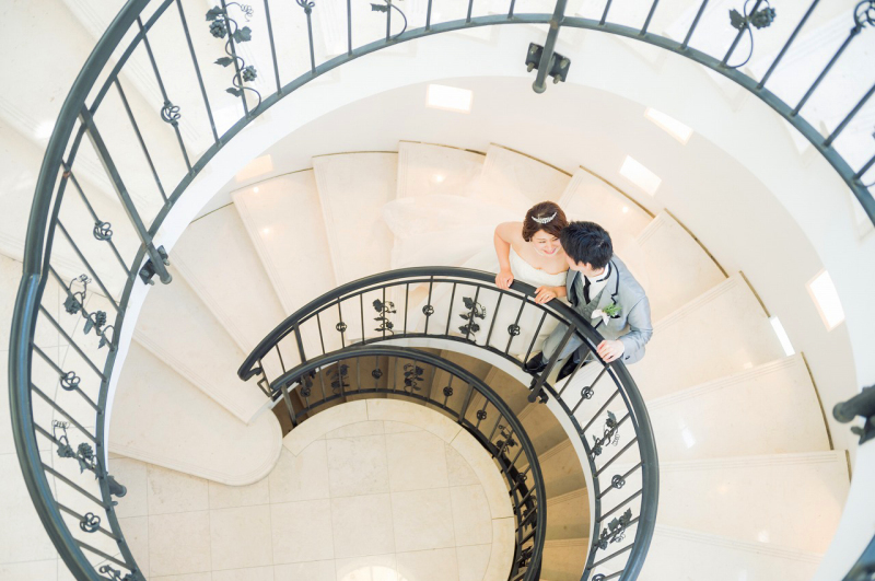 螺旋階段でロマンチックに