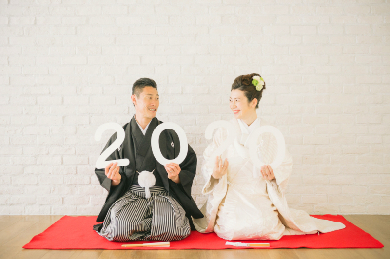 2020の数字パネルと一緒に