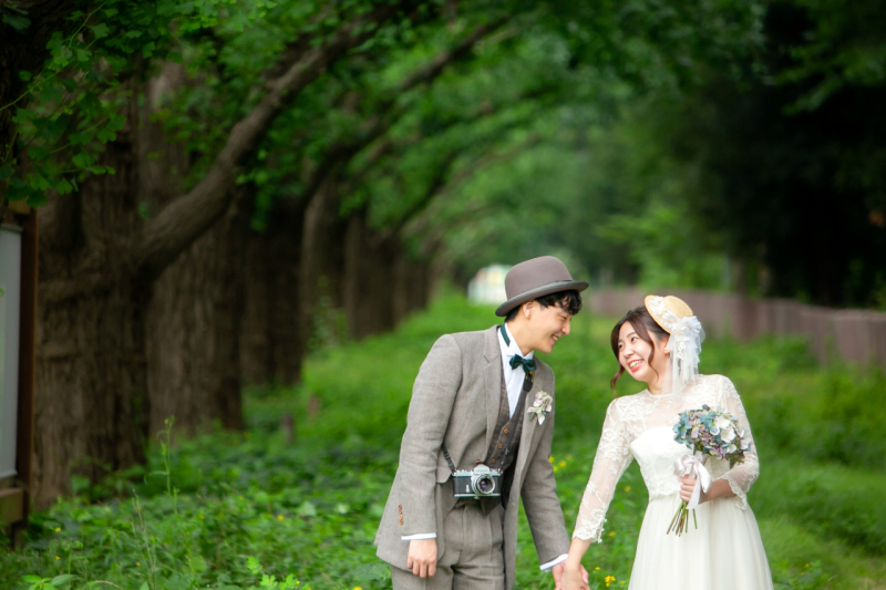 夏の濃い緑の中で。