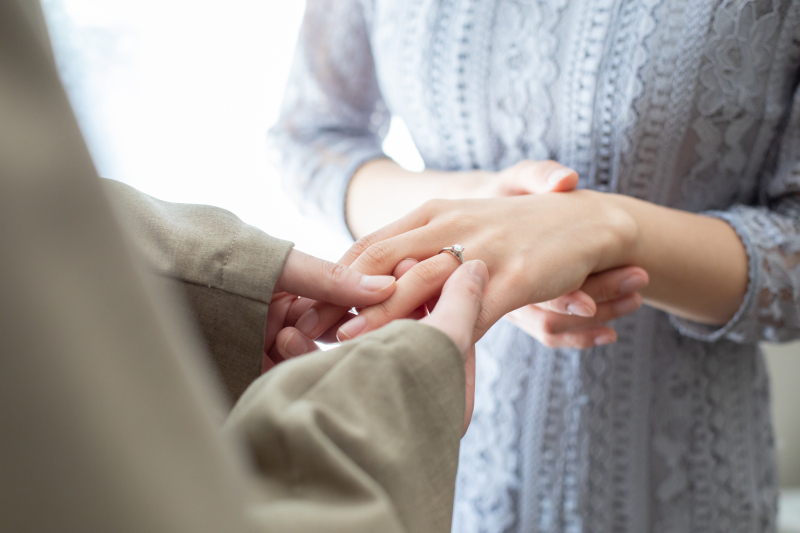 改めて指輪をはめていただきました^^