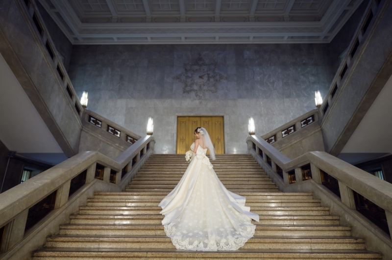 後ろ姿もしっかりと