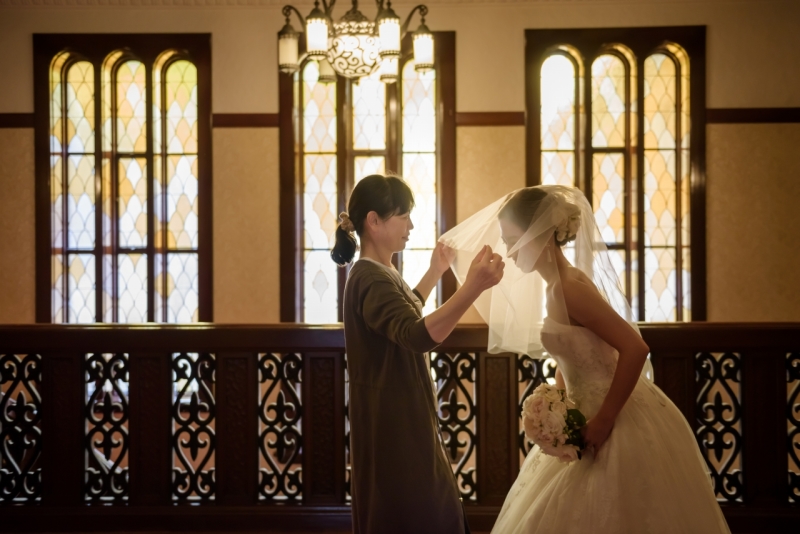 お母様にはベールダウンを