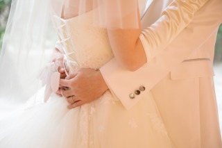 ポーズの指示で本当に結婚式をしているかのような写真を残すことができました。。