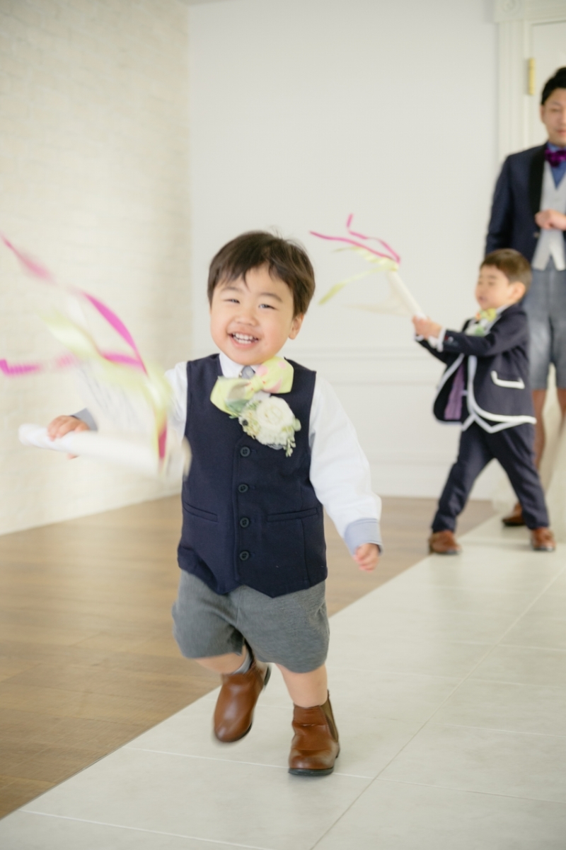 子どもたちもガーランドでご機嫌！