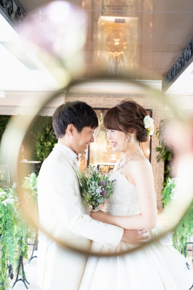 指輪の中にふたりが！