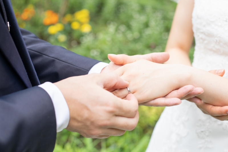 指輪交換シーンも