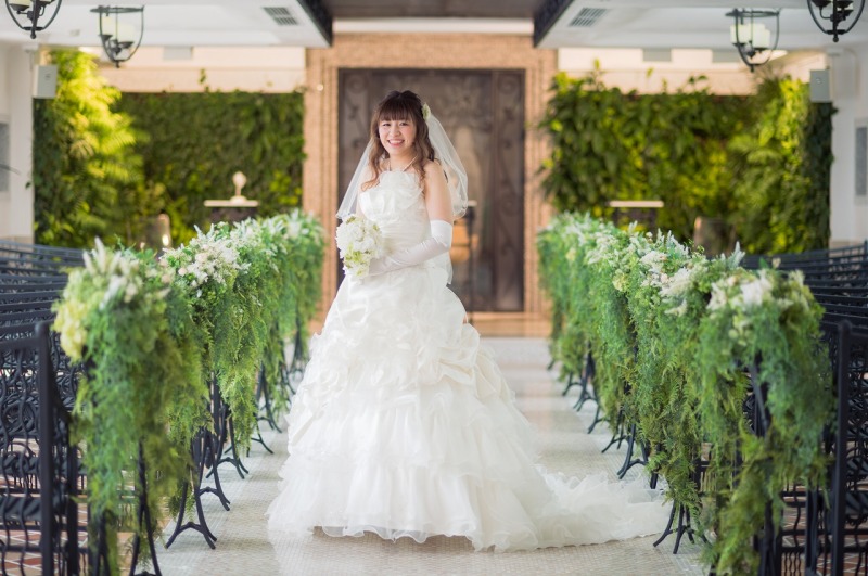 緑いっぱいのチャペルでフォトウエディング