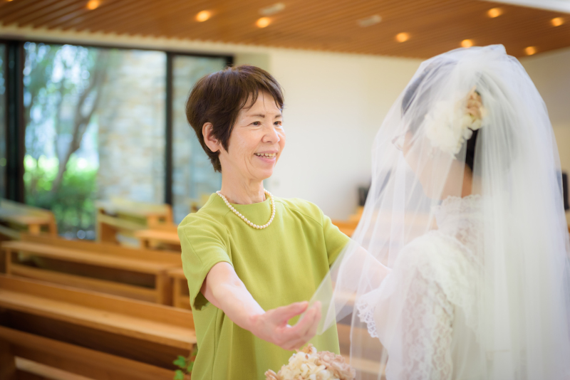 お母様にベールダウンをしていただきました