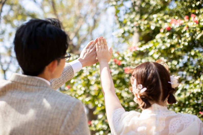 お手合わせポーズ