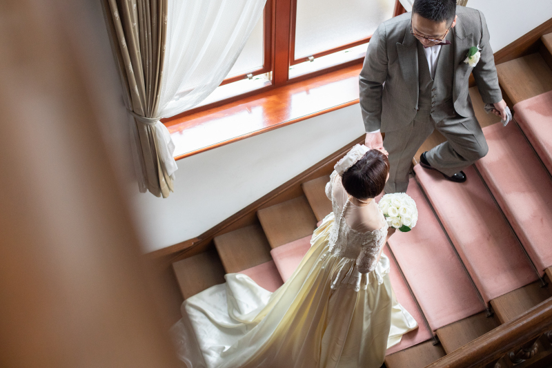 ご新婦様をエスコート!