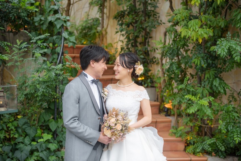 チャペルまでの道のりには緑もいっぱい