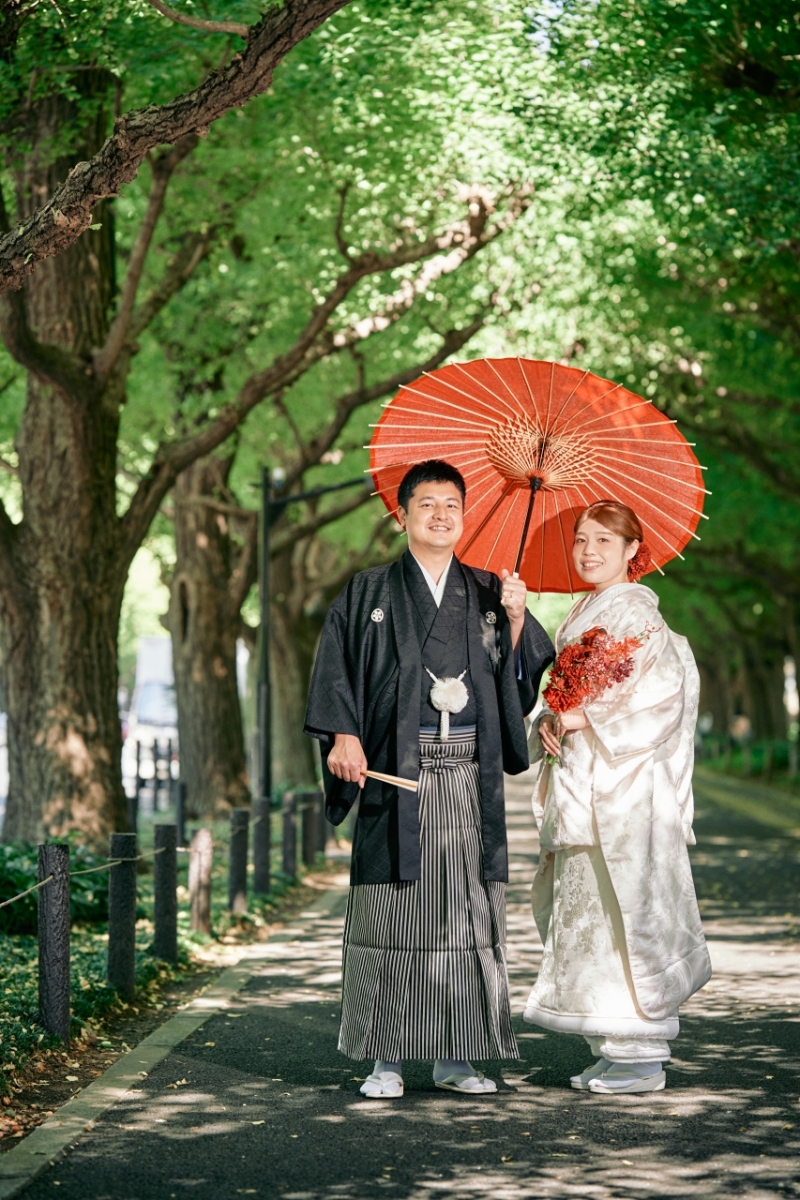 緑色の色打掛から白無垢にチェンジ