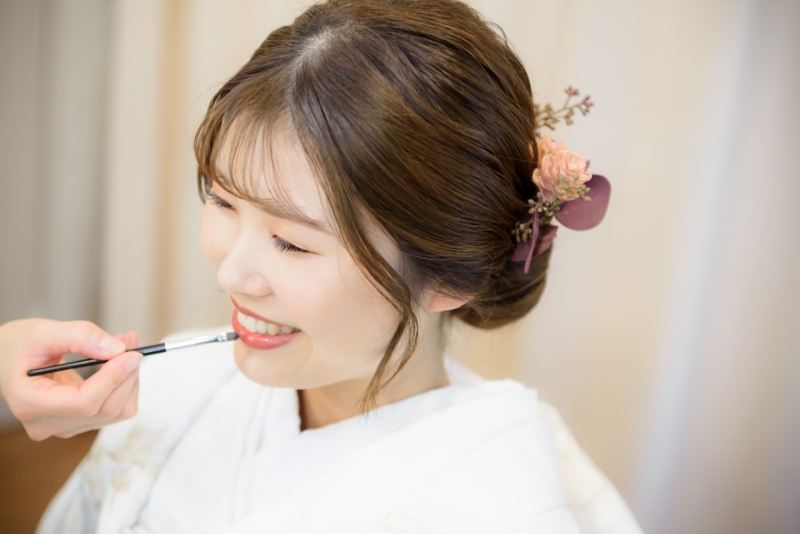 スタジオに移動して和装にチェンジ