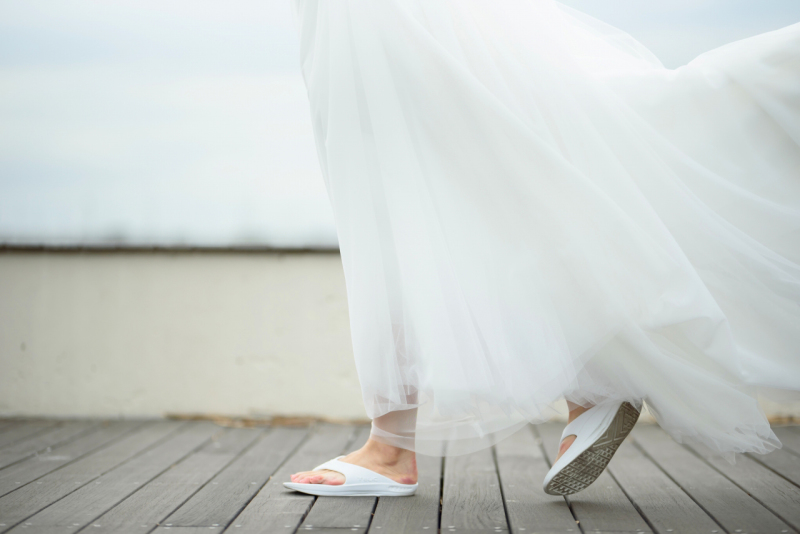 移動はサンダルで軽やかに。