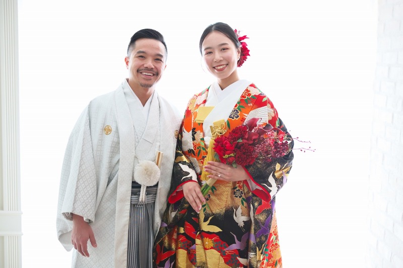 まずは色打掛で!