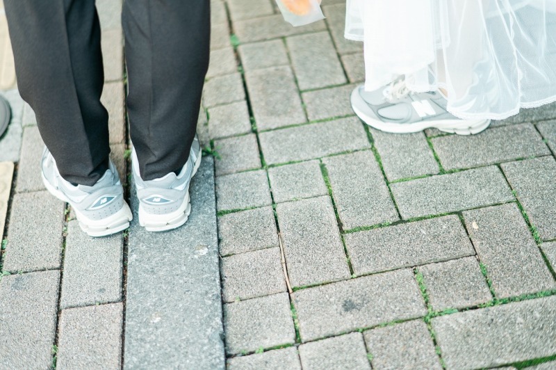 移動はスニーカー