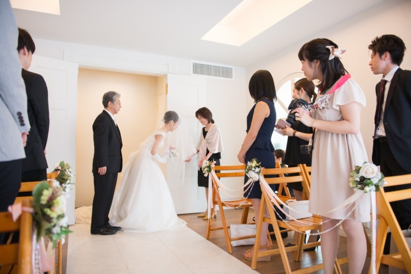 本当に親しい人だけに囲まれた挙式