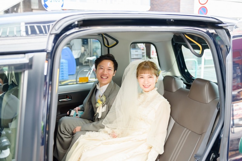 タクシーで古河邸へ