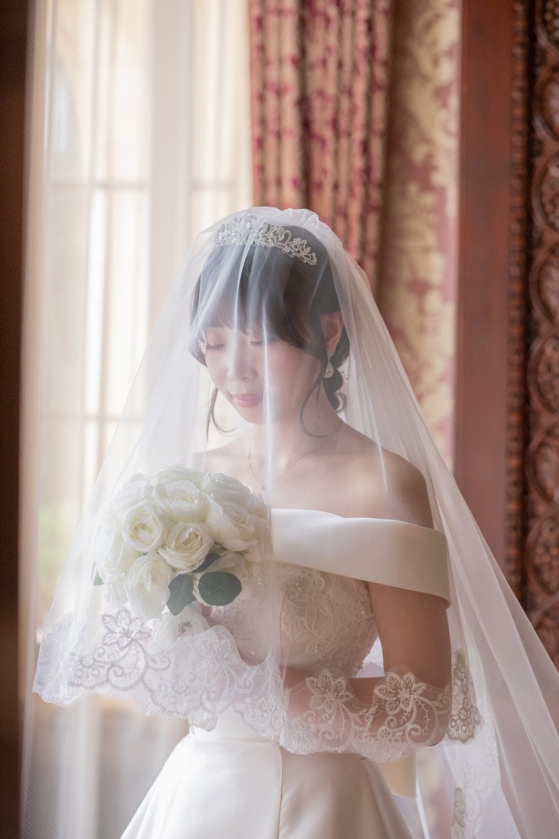 ベール越しの花嫁様